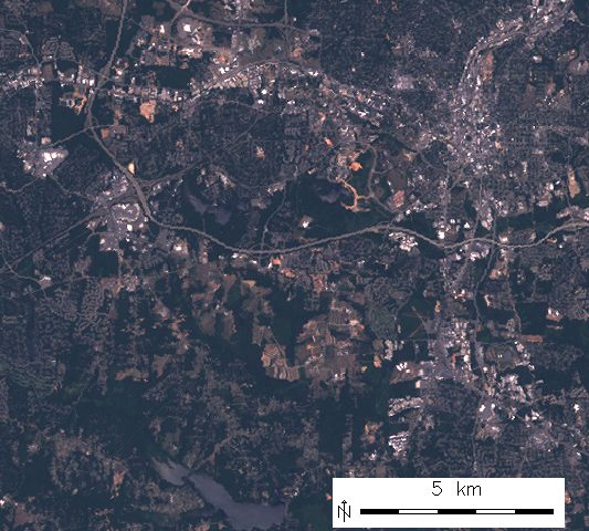 Uncorrected RGB composite of Landsat ETM channels
B/G/R